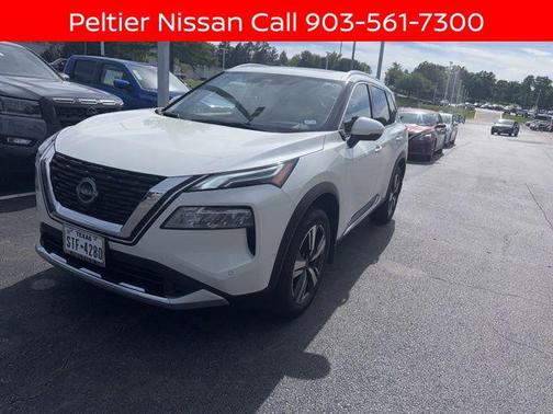 Pearl White Tricoat 2023 Nissan Rogue Platinum