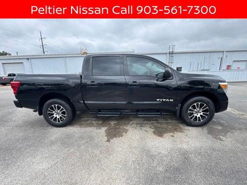 Super Black 2024 Nissan Titan SV