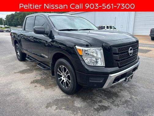 Super Black 2024 Nissan Titan SV