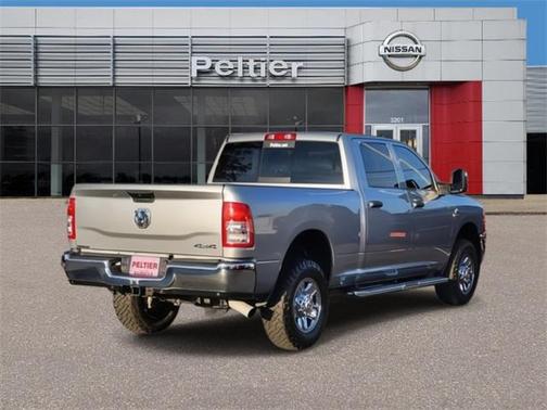 2023 RAM 2500 Tradesman Crew Cab 4x4 6'4' Box
