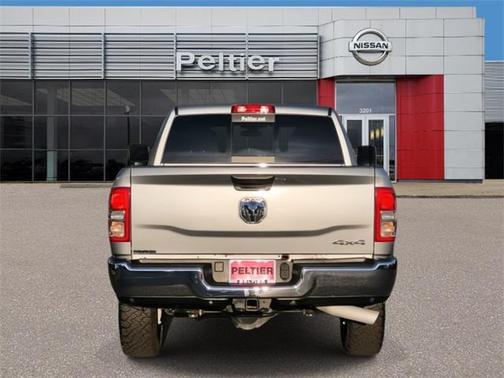 2023 RAM 2500 Tradesman Crew Cab 4x4 6'4' Box