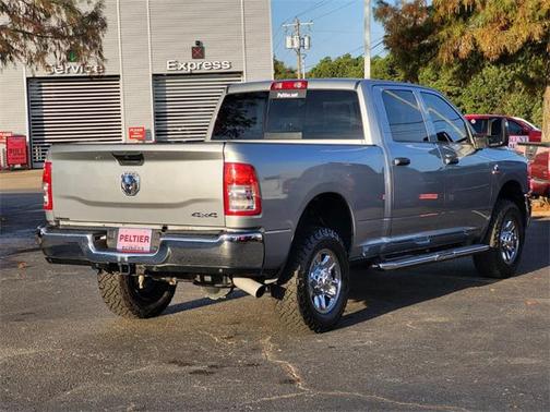 2023 RAM 2500 Tradesman Crew Cab 4x4 6'4' Box