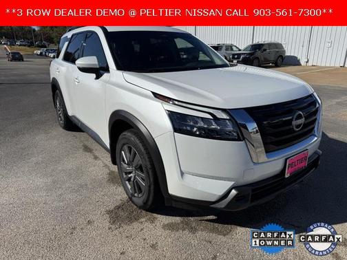 2025 Nissan Pathfinder SV FWD