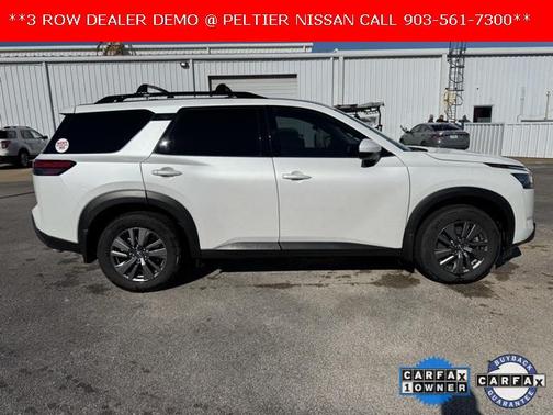 2025 Nissan Pathfinder SV FWD