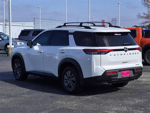 2025 Nissan Pathfinder SV FWD