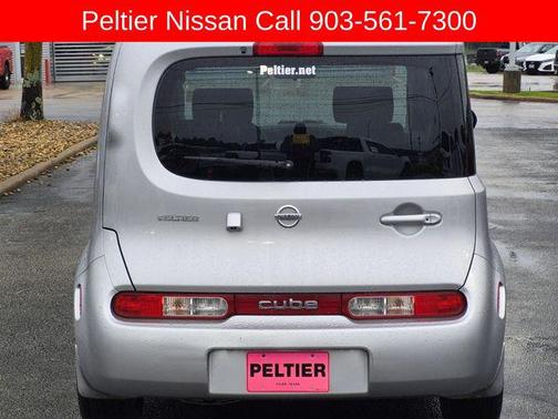 Chrome Silver Metallic 2010 Nissan Cube 1.8SL
