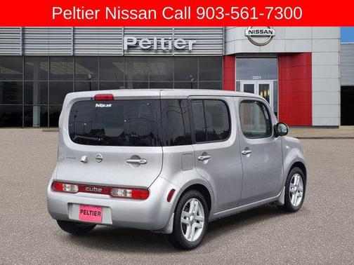 Chrome Silver Metallic 2010 Nissan Cube 1.8SL