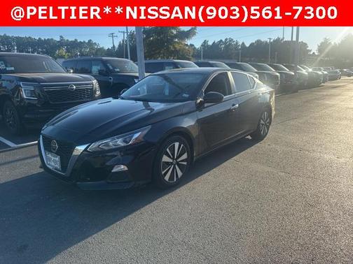 2022 Nissan Altima 2.5 SV