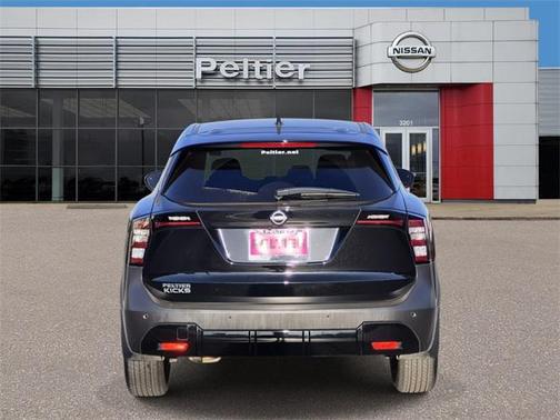 2025 Nissan Kicks SV