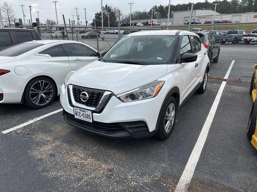 2020 Nissan Kicks S