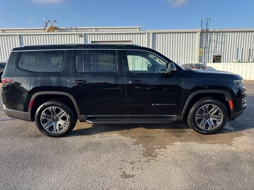 2022 Jeep Wagoneer Series III 4x4