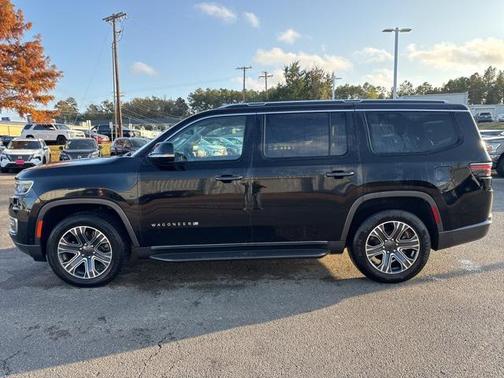 2022 Jeep Wagoneer Series III 4x4