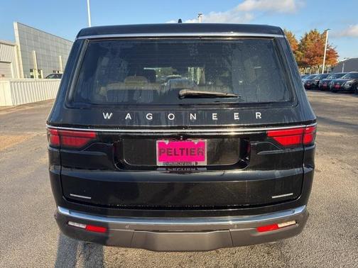 2022 Jeep Wagoneer Series III 4x4