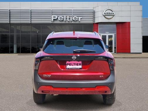 2025 Nissan Kicks SR