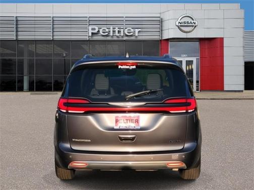 2021 Chrysler Pacifica Touring L