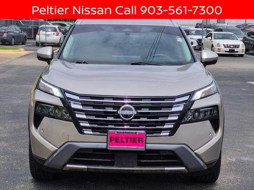 Champagne Silver Metallic 2025 Nissan Rogue SL