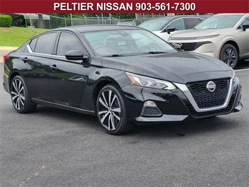 2021 Nissan Altima SR FWD