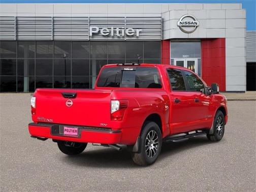 2024 Nissan Titan SV
