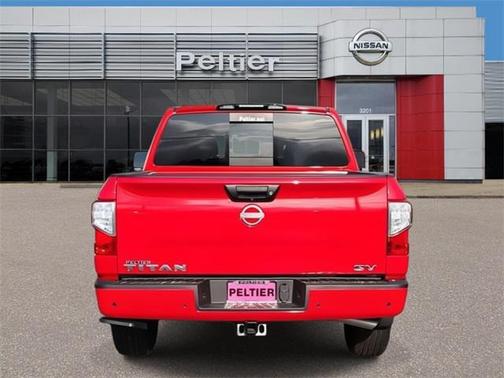 2024 Nissan Titan SV