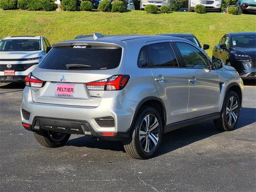 2024 Mitsubishi Outlander Sport SE