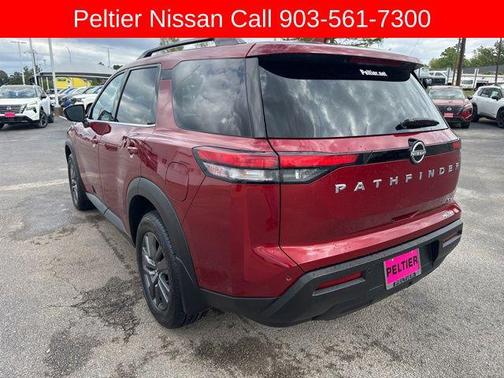 2024 Nissan Pathfinder SV FWD