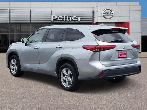 2021 Toyota Highlander LE