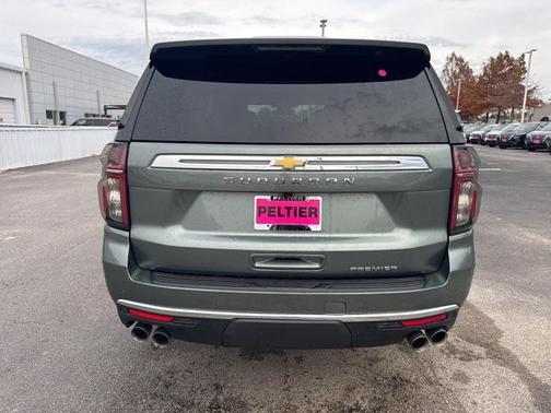 2023 Chevrolet Suburban Premier