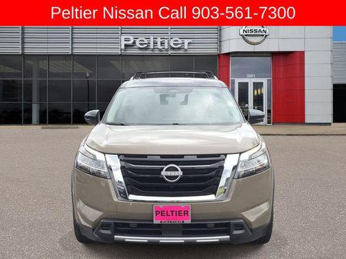 Baja Storm/Super Black Roof 2024 Nissan Pathfinder Platinum FWD