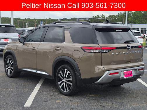 Baja Storm/Super Black Roof 2024 Nissan Pathfinder Platinum FWD