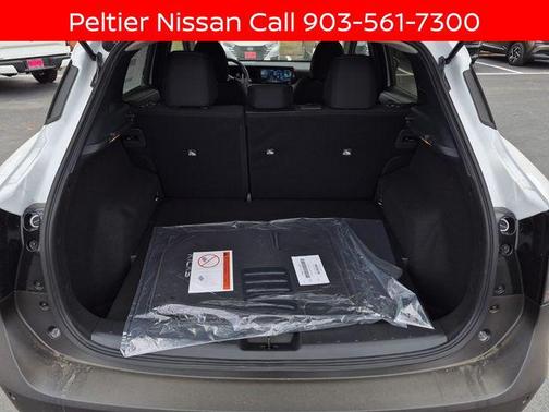 Fresh Powder 2026 Nissan Kicks SV