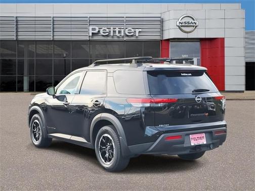 2023 Nissan Pathfinder Rock Creek 4WD