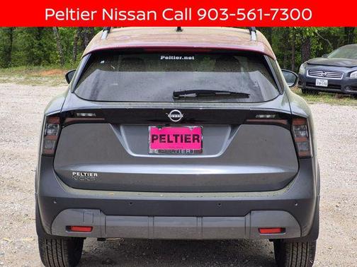 Gun Metallic/Scarlet Ember Tintcoat 2026 Nissan Kicks SV