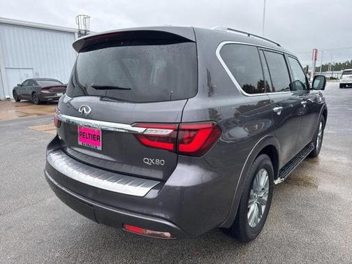 2024 INFINITI QX80 Luxe