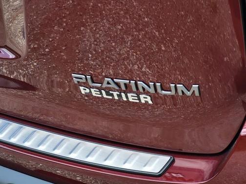 2025 Nissan Armada Platinum 2WD