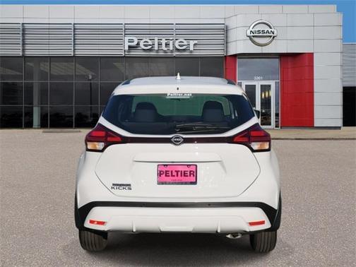 2024 Nissan Kicks S