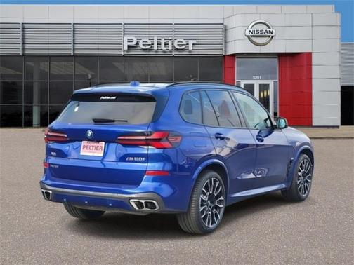 2024 BMW X5 M60i