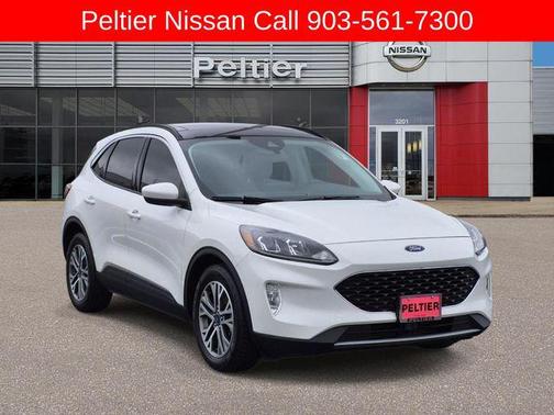 Star White Metallic Tri-Coat 2022 Ford Escape SEL