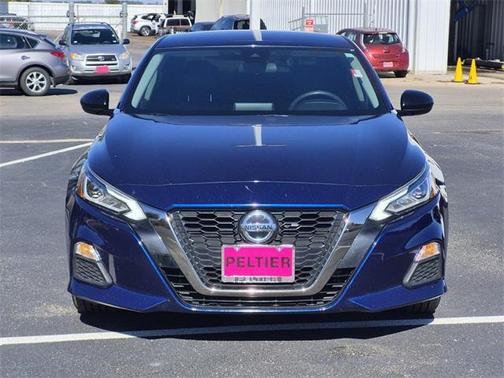 2022 Nissan Altima SR FWD