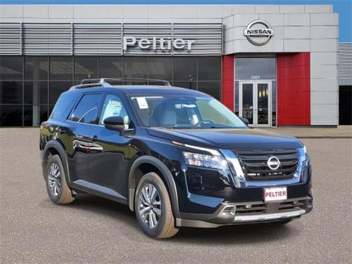 2025 Nissan Pathfinder SL FWD