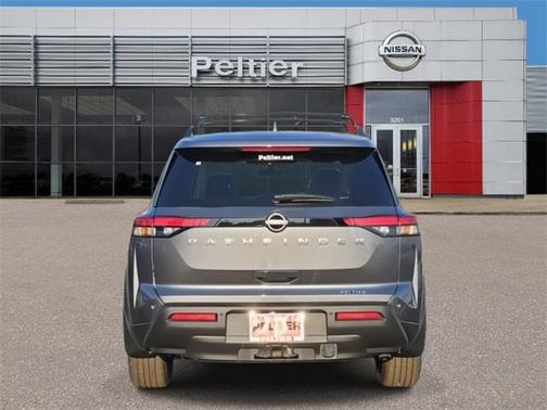 2025 Nissan Pathfinder SV FWD
