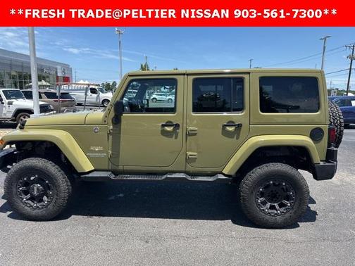2013 Jeep Wrangler Unlimited Sahara