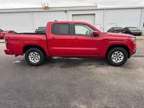 2024 Nissan Frontier SV