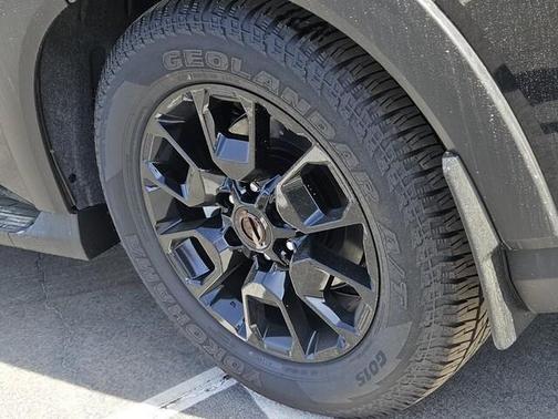 2025 Nissan Armada PRO-4X 4WD