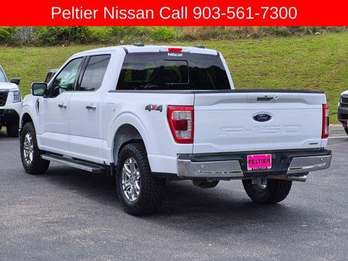 Oxford White 2023 Ford F-150 Lariat