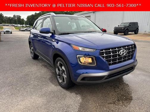 2024 Hyundai VENUE SEL