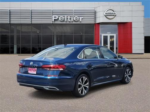 2021 Volkswagen Passat 2.0T SE