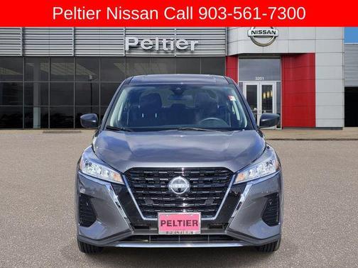 Gun Metallic 2025 Nissan Kicks S