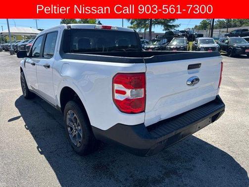Oxford White 2024 Ford Maverick XLT