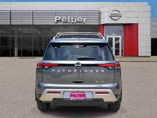 2025 Nissan Pathfinder SL FWD