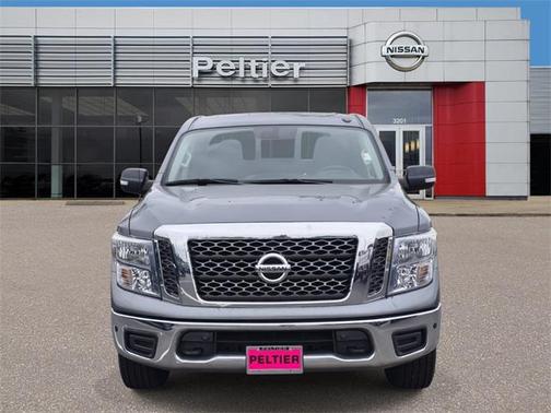 2018 Nissan Titan SV